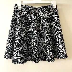 NWT Francesca’s Leopard Knit Skirt Black Leopard